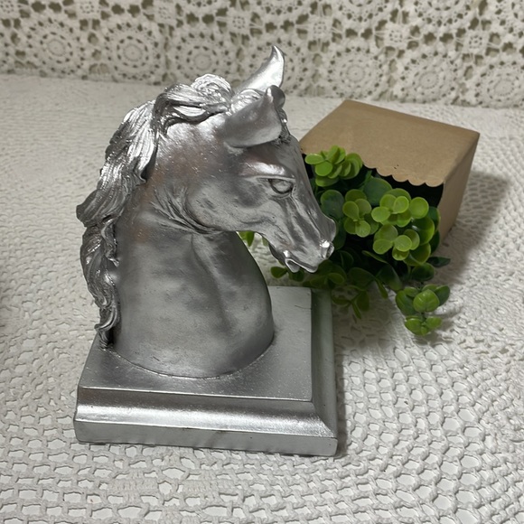 Silver clay Horse bust, statue, bookend - Picture 3 of 9